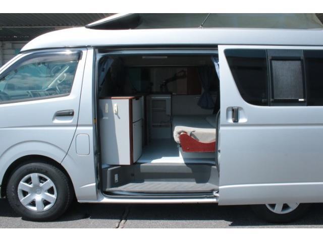 キャンピングカーバンコン