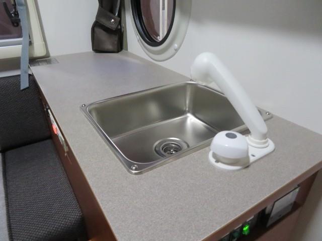 キャンピングカー軽キャンパー