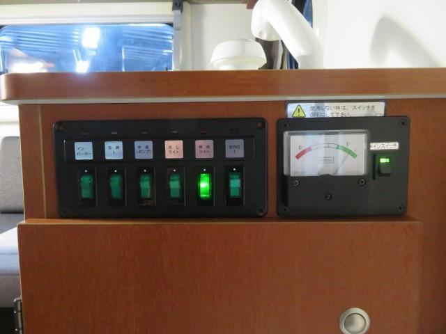 キャンピングカー軽キャンパー