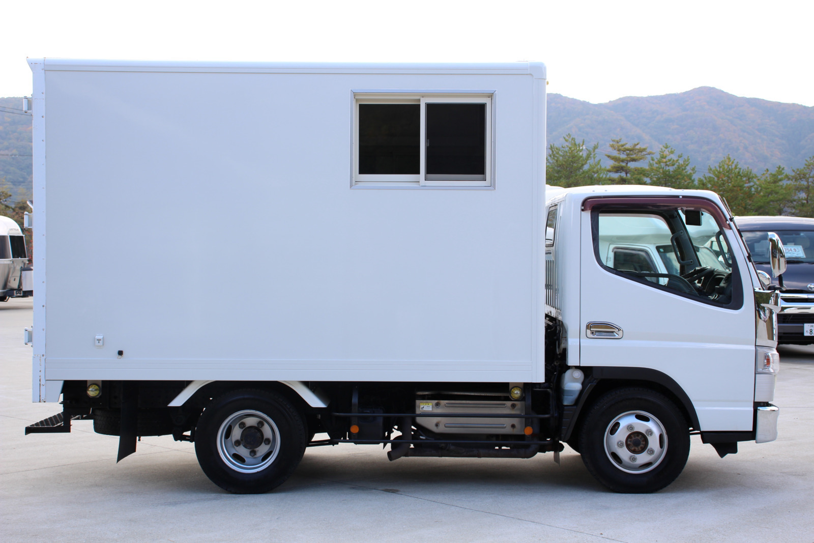 三菱キャンター