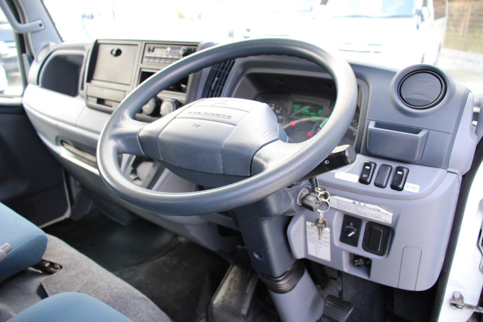 三菱キャンター