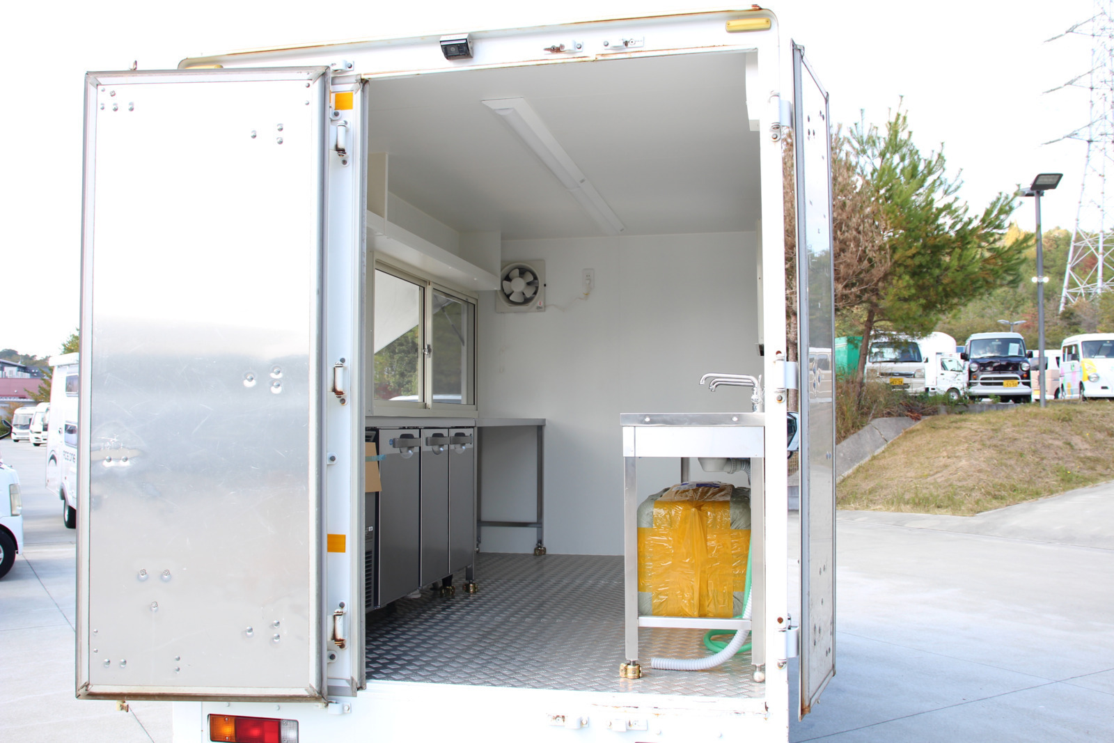 三菱キャンター