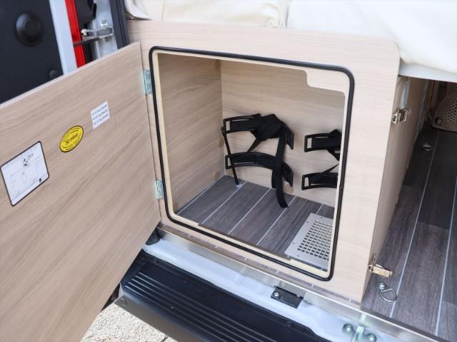 キャンピングカーバンコン