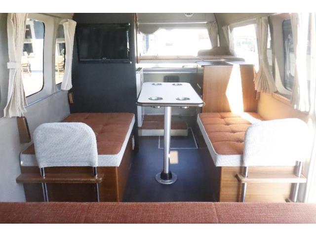 キャンピングカーバンコン