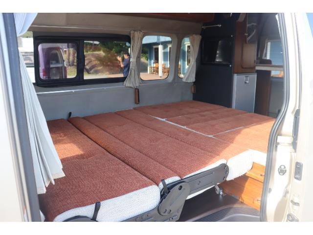 キャンピングカーバンコン