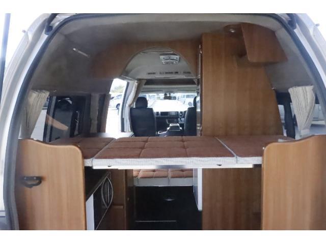 キャンピングカーバンコン