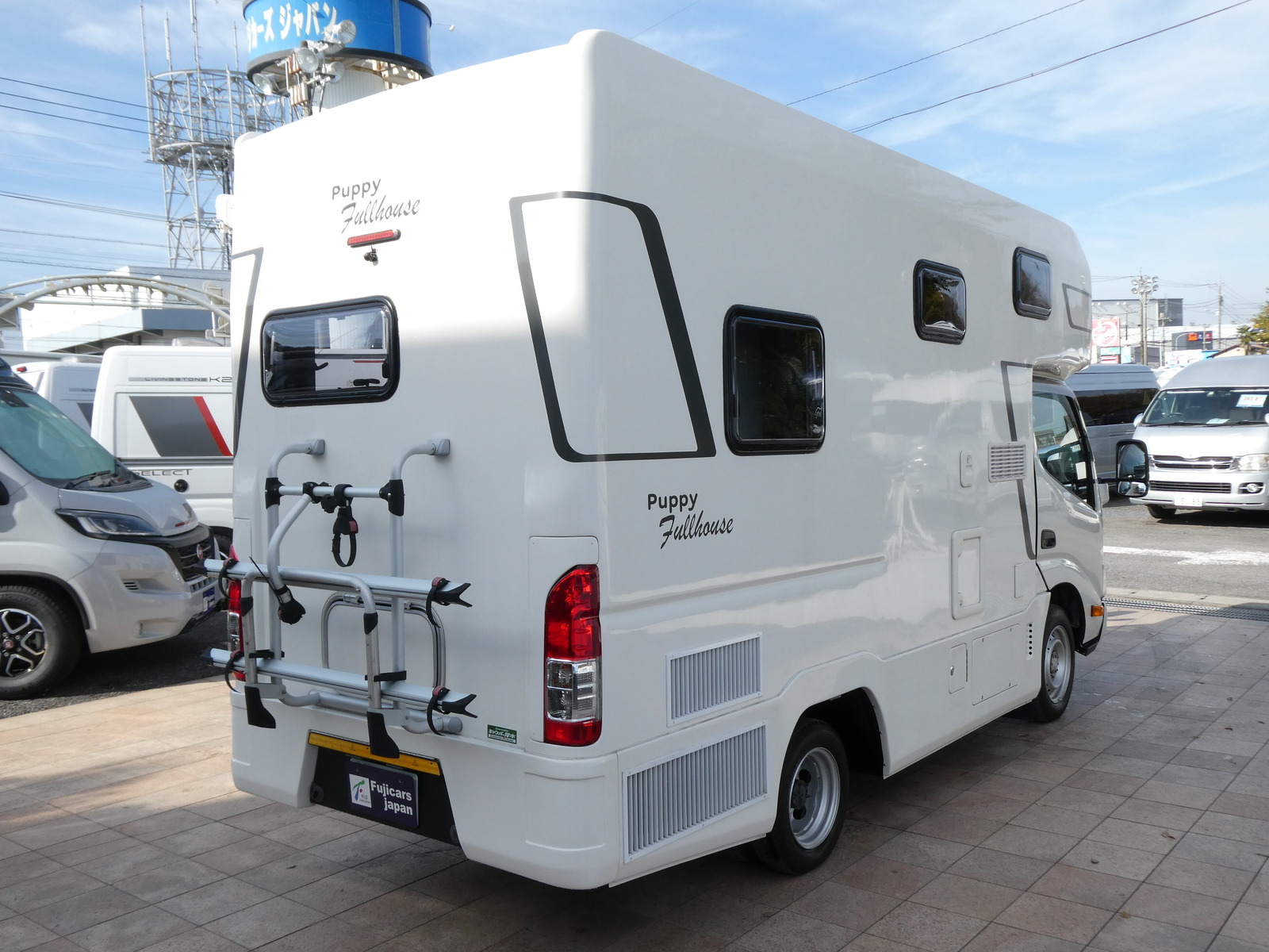 キャンピングカーキャブコン