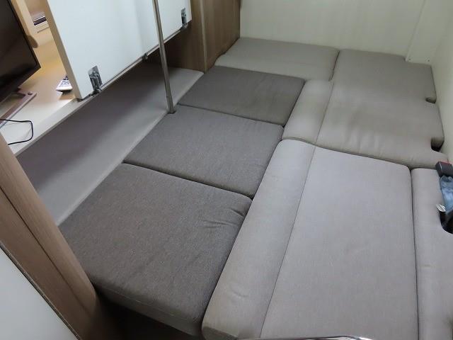 キャンピングカーキャブコン