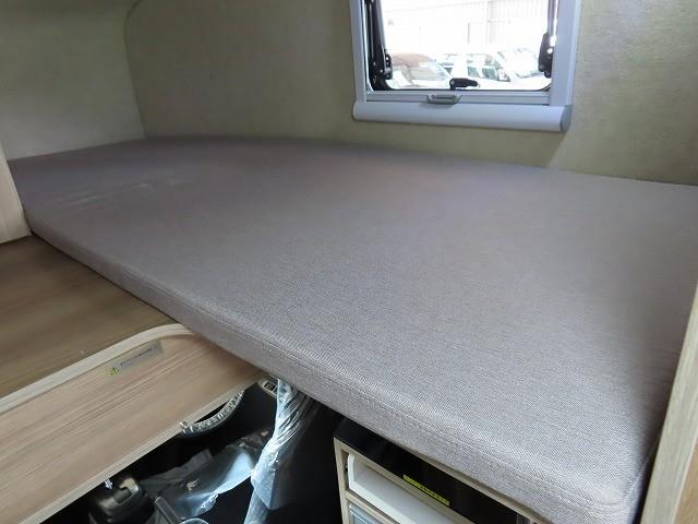 キャンピングカーキャブコン