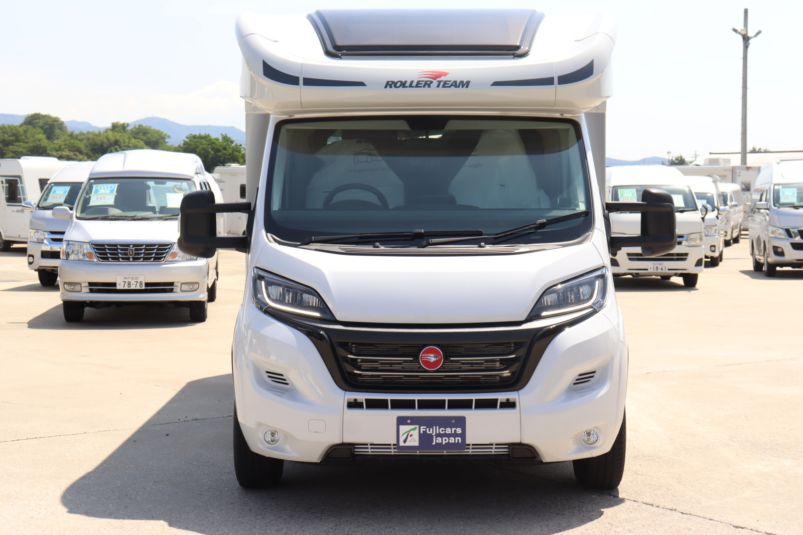 キャンピングカーキャブコン