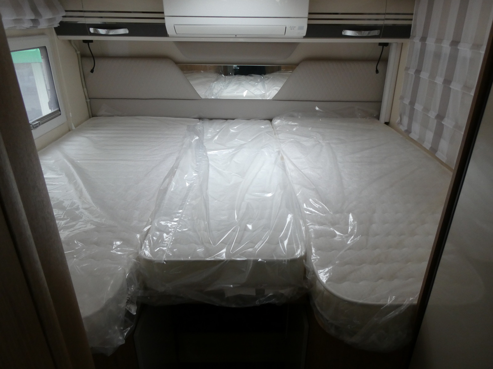 キャンピングカーキャブコン