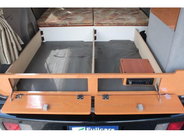 キャンピングカー軽キャンパー