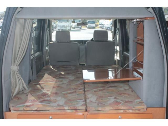 キャンピングカー軽キャンパー