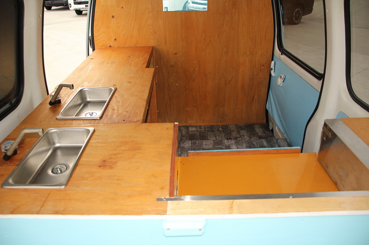 スズキエブリイ