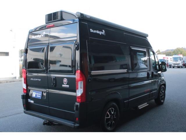 キャンピングカーバンコン