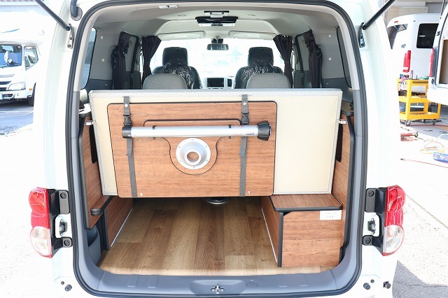 キャンピングカーバンコン