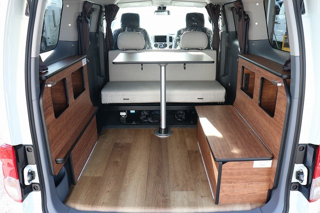 キャンピングカーバンコン