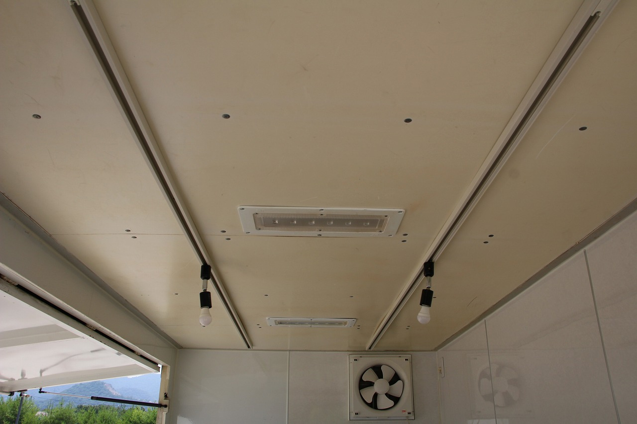 マツダタイタンダッシュ