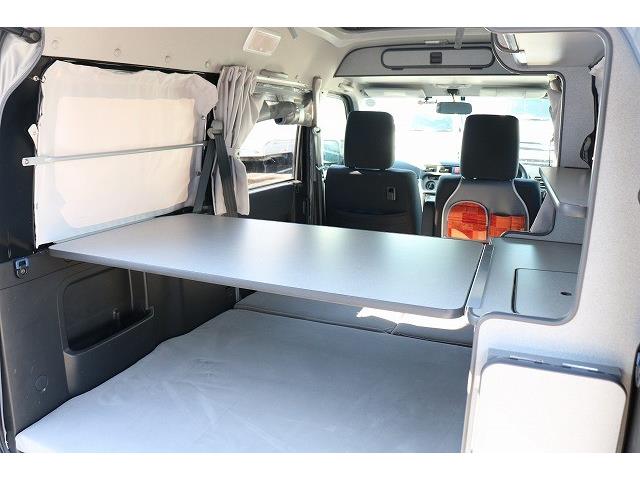 キャンピングカー軽キャンパー