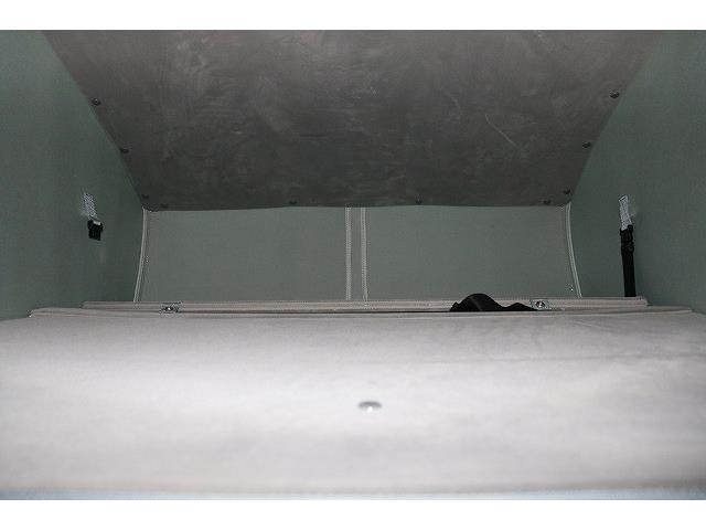 キャンピングカー軽キャンパー