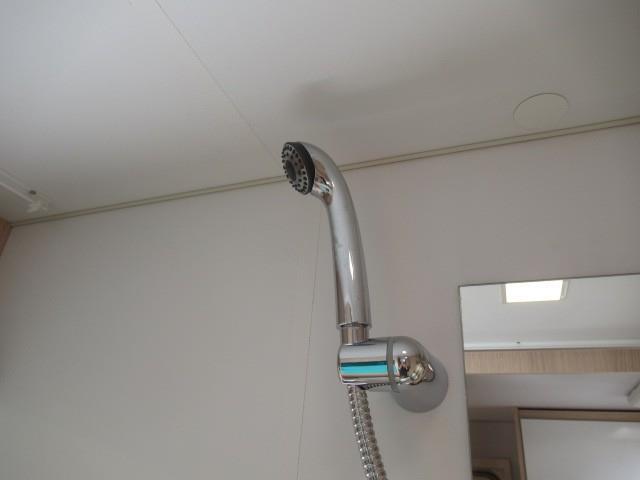 キャンピングカートレーラー