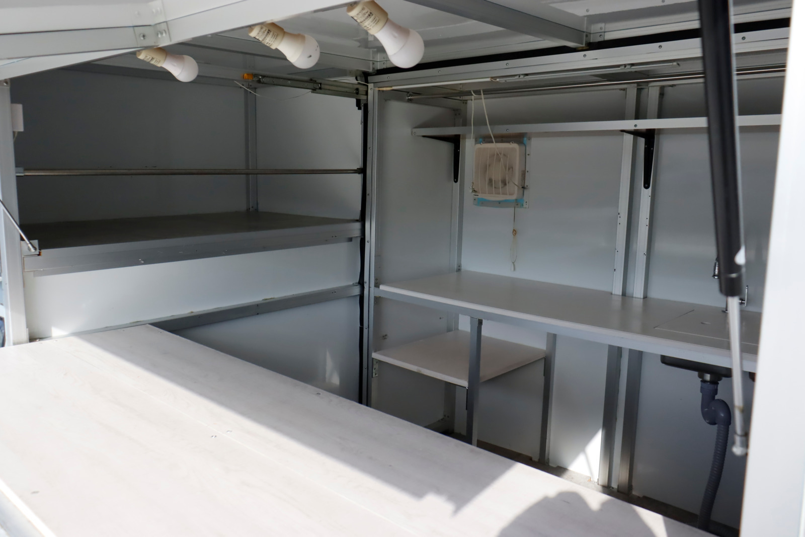 日産NT100クリッパー