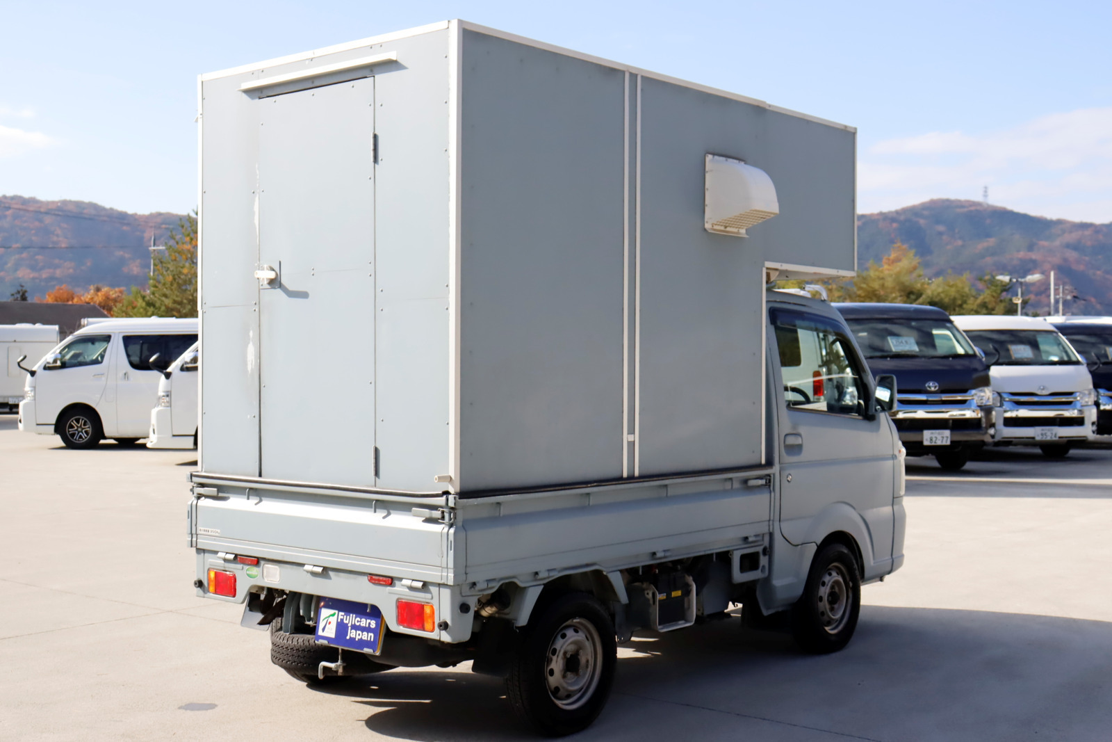 日産NT100クリッパー