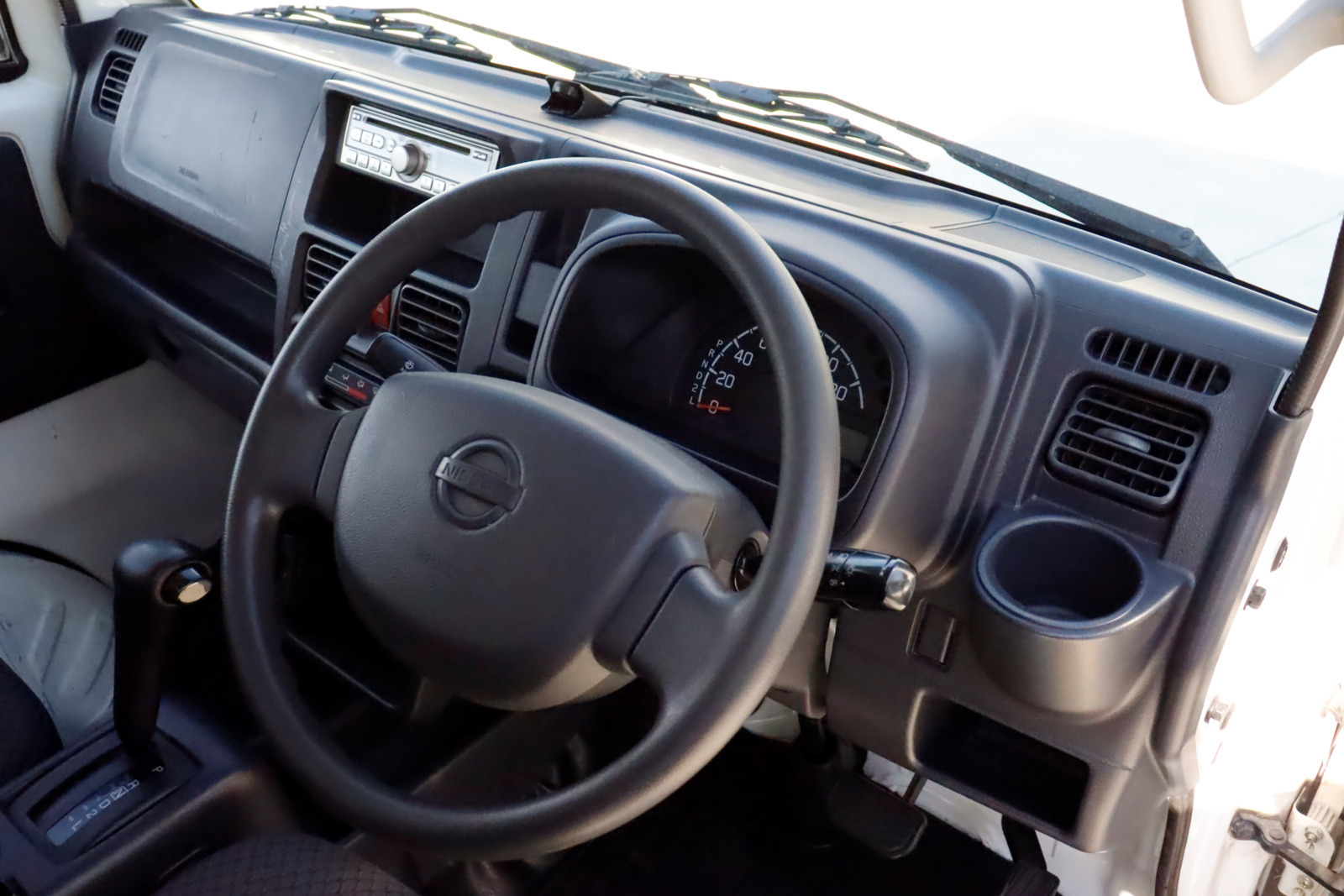 日産NT100クリッパー