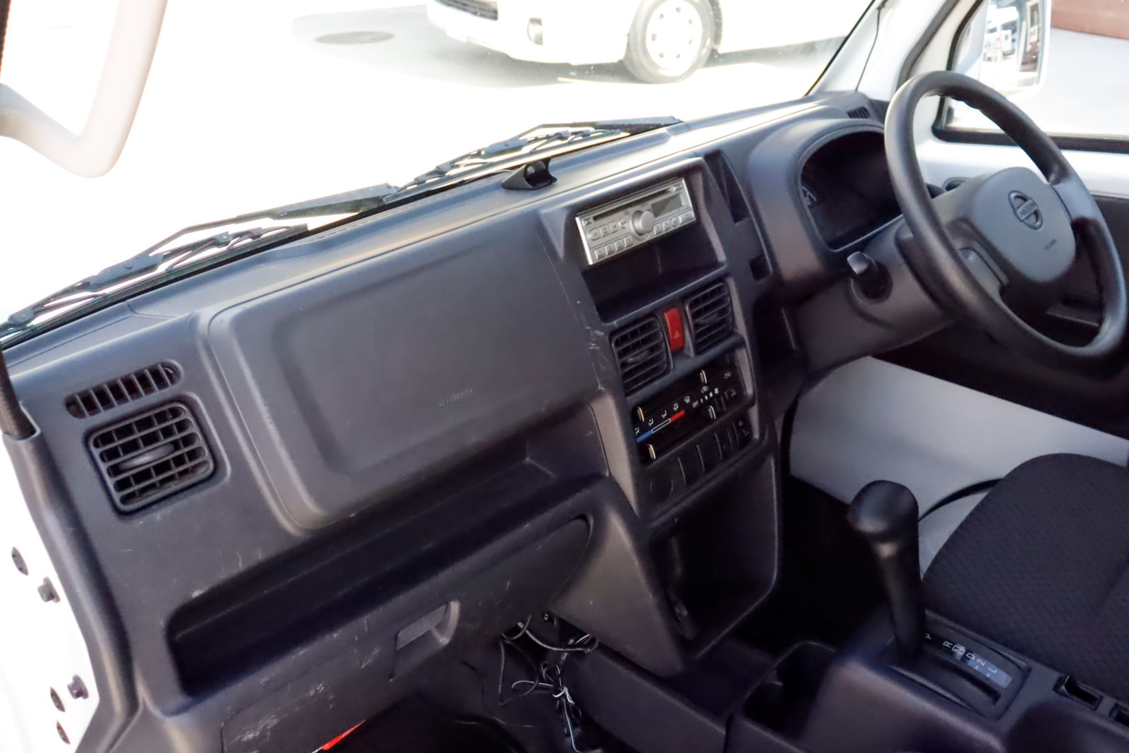 日産NT100クリッパー