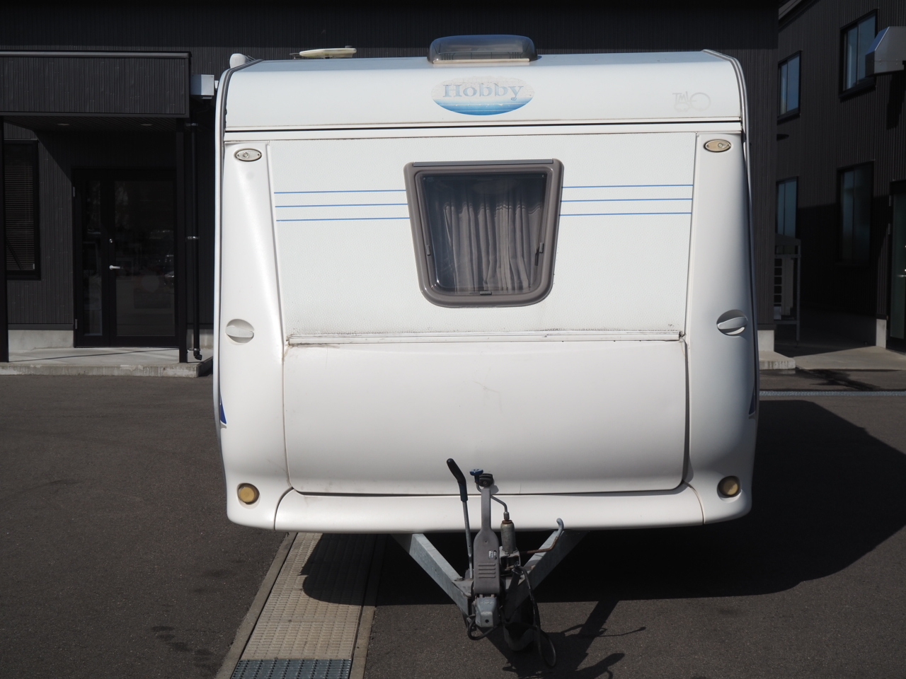 キャンピングカートレーラー