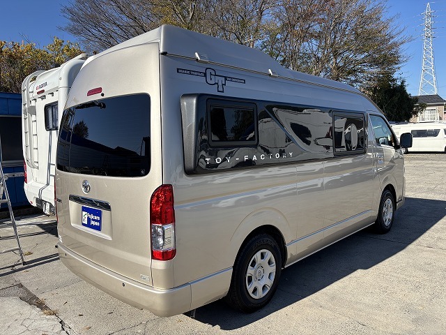 キャンピングカーバンコン