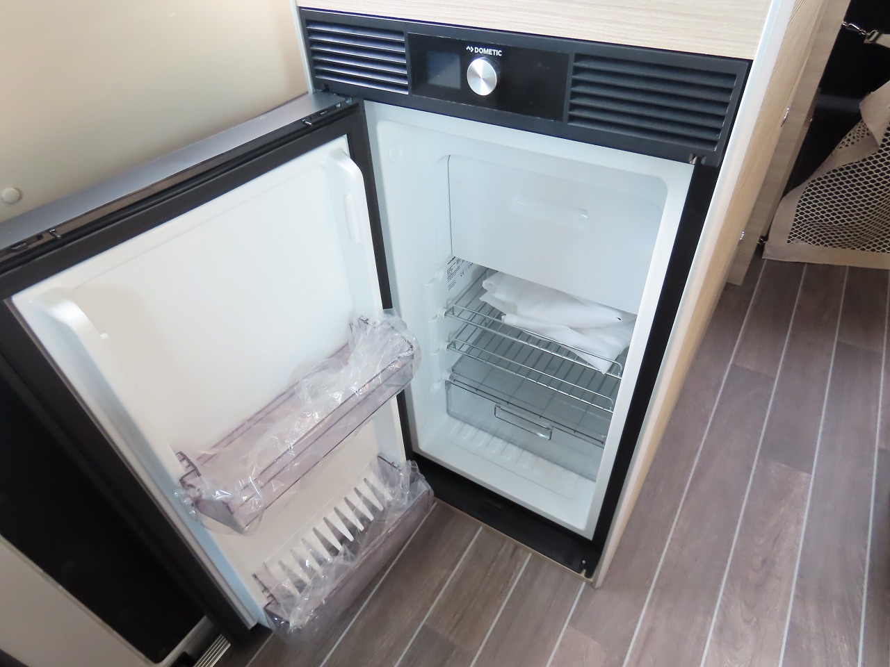 キャンピングカーバンコン