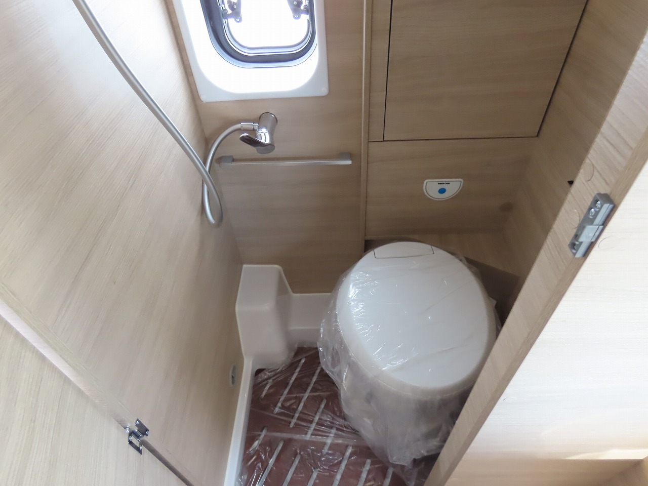 キャンピングカーバンコン