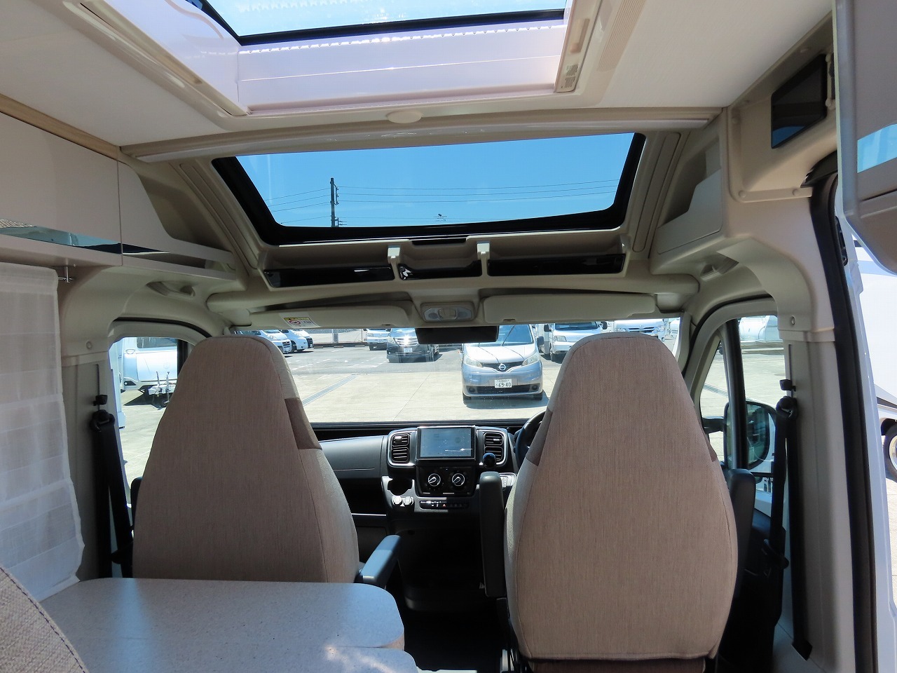 キャンピングカーバンコン