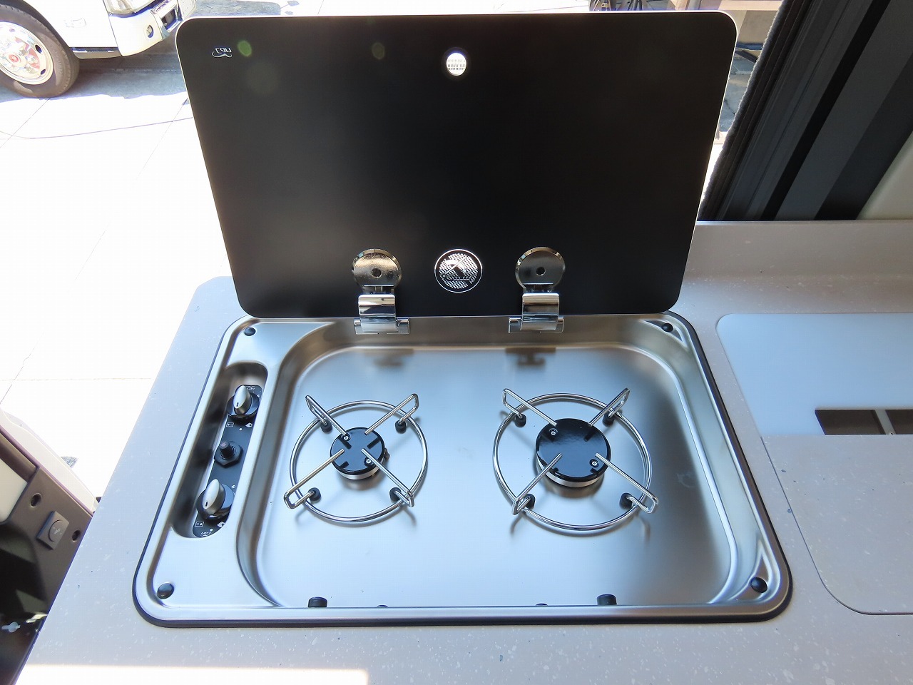 キャンピングカーバンコン