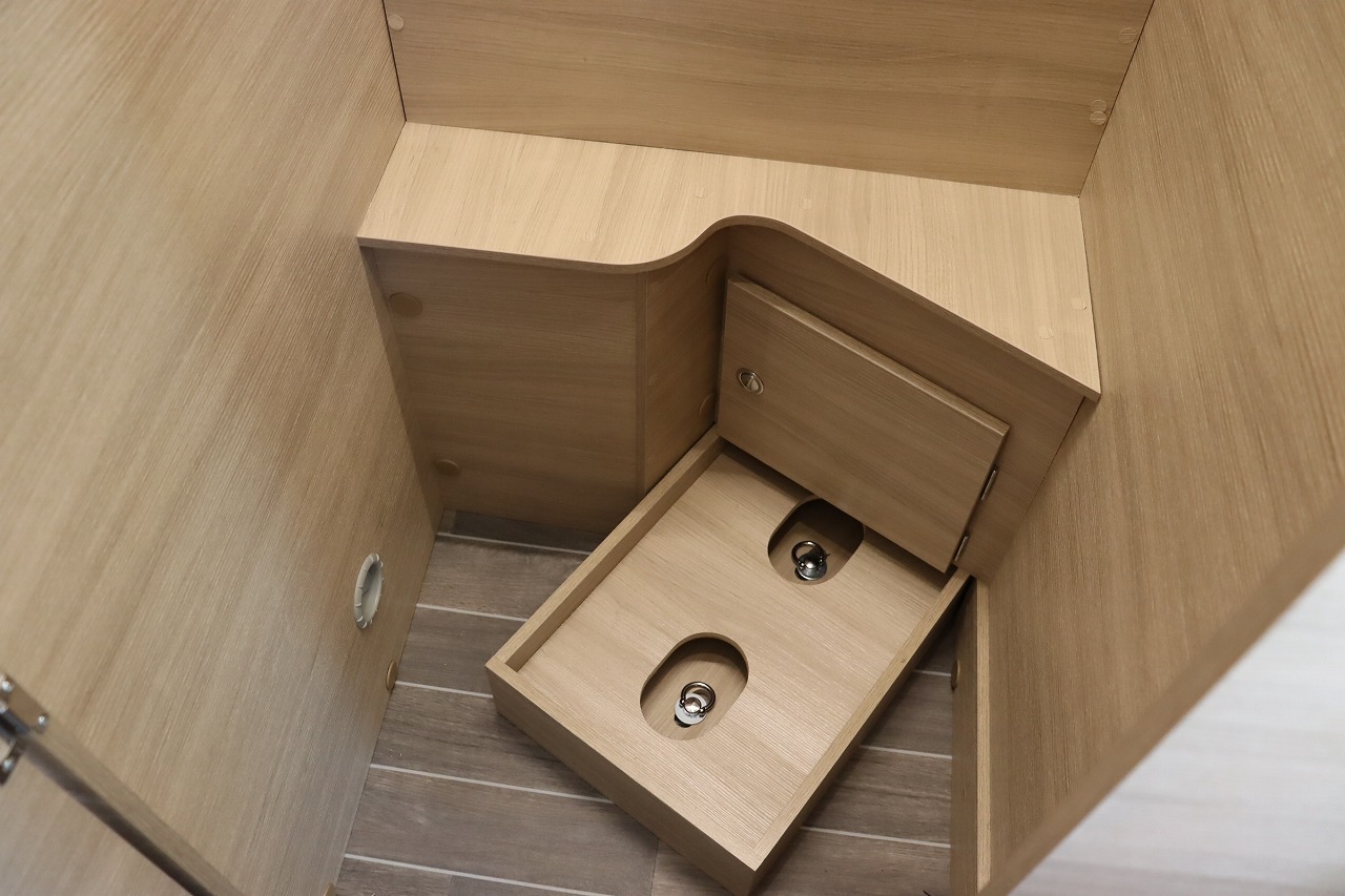 キャンピングカーバンコン