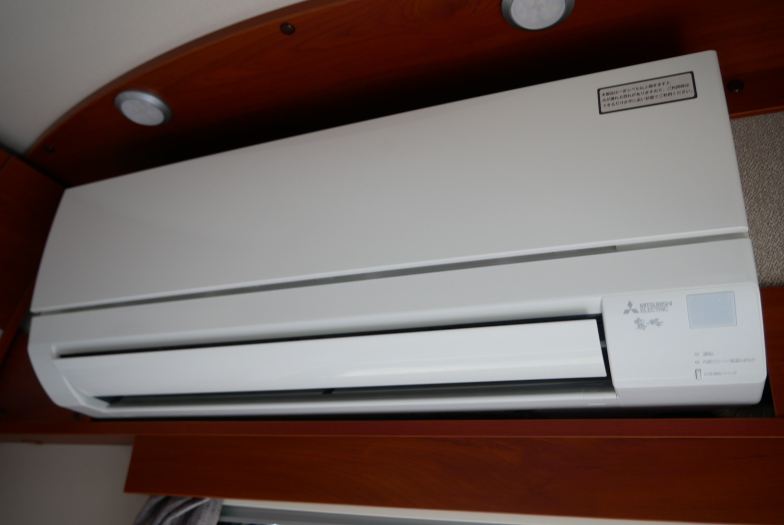 キャンピングカーキャブコン