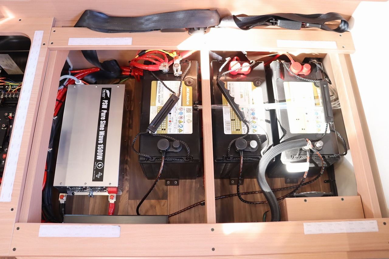 キャンピングカーキャブコン