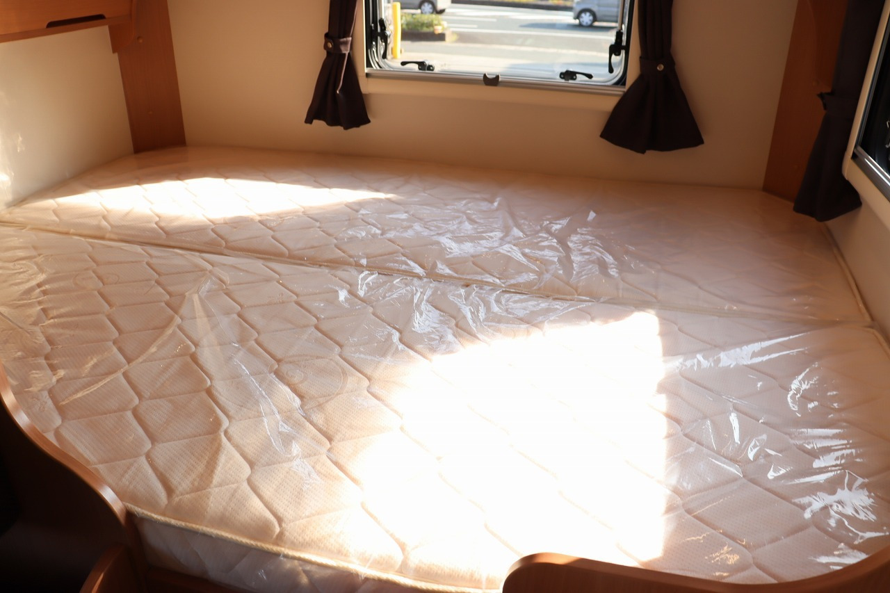 キャンピングカーキャブコン