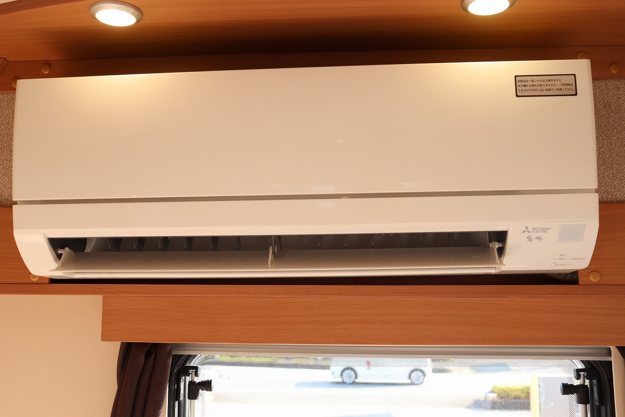 キャンピングカーキャブコン