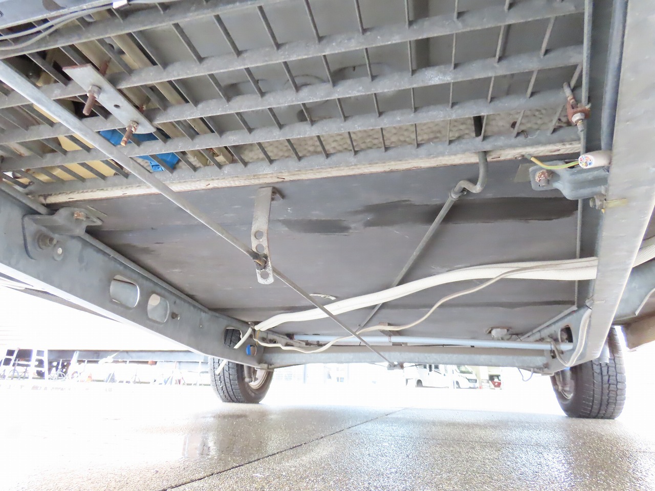 キャンピングカートレーラー