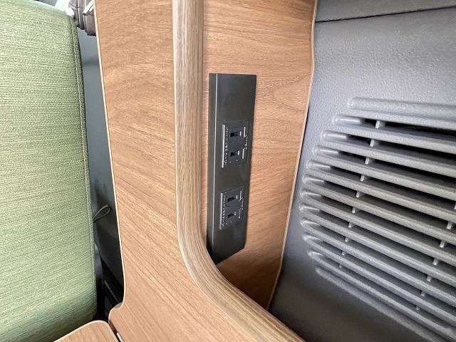 キャンピングカーバンコン