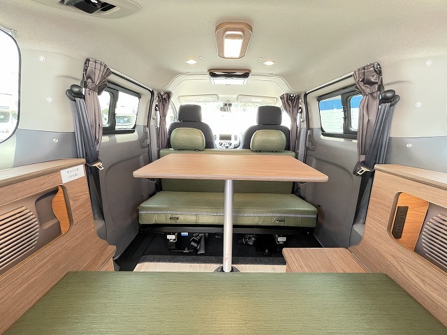 キャンピングカーバンコン