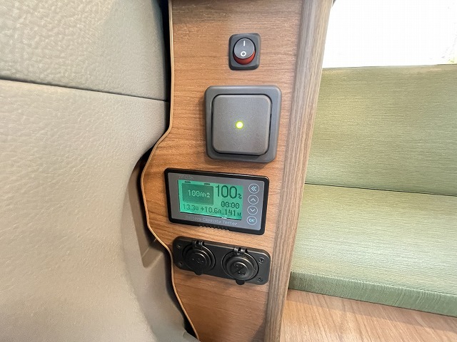 キャンピングカーバンコン