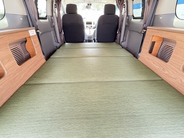 キャンピングカーバンコン