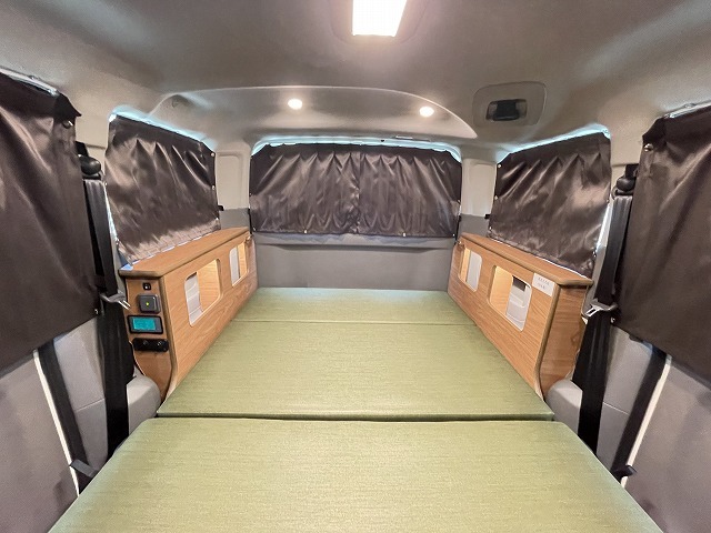 キャンピングカーバンコン