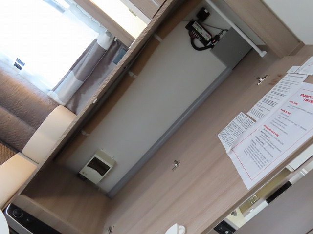 キャンピングカートレーラー