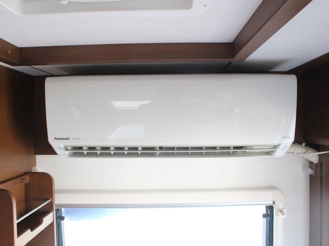 キャンピングカートレーラー