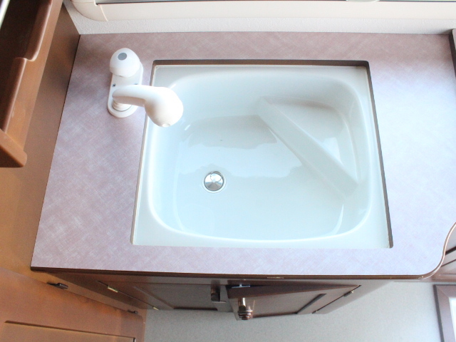 キャンピングカートレーラー