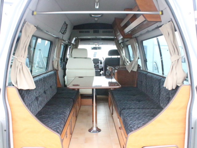 キャンピングカーバンコン